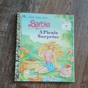 1990 Barbie Golden Book